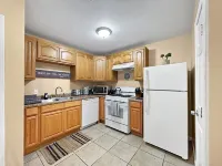 Cozy 2BR/1BA Near Local Hotspots Hotels in Chalmette