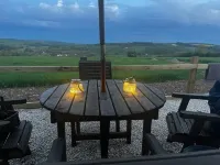 The Bus On The HillStay in total peace in Devon, home of 2 moors and 2 shores Hotels in Tiverton