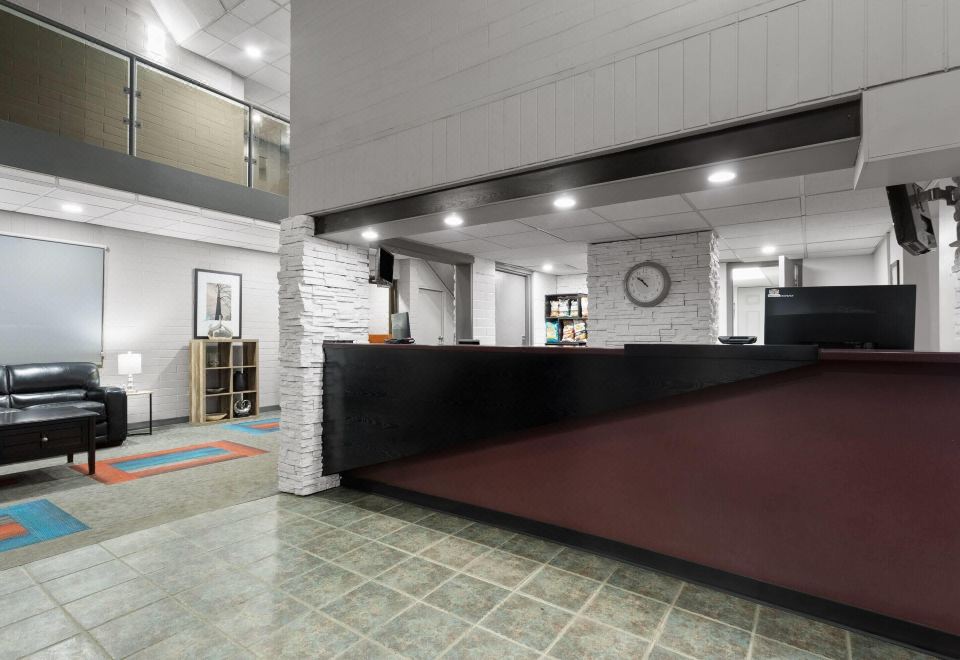 트래블로지 바이 윈덤 그랜드 프레리