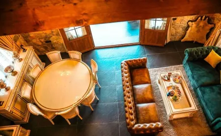 CHALET DE LUXE ALL SEASON