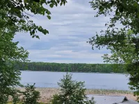 Lakeside Serenity Meets Northern Adventure, Stunning Sunsets, Family Getaway!