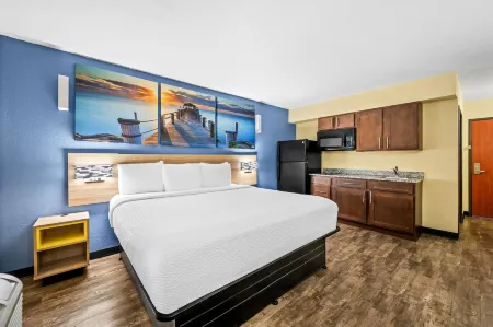 Days Inn by Wyndham New Orleans Pontchartrain Отели рядом со станцией Новый Орлеан