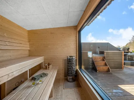 "Elisaveta" - 400m to the Fjord