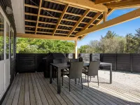 "Thorsten" - 500m from the Sea