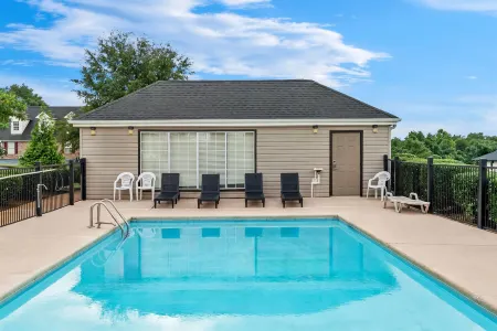 Days Inn by Wyndham Spartanburg Отели в г. Бойлинг Спрингс