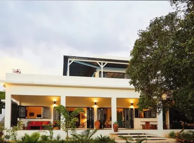 Sea Urchin | Entire Villa in Treasure Beach Hotels in 