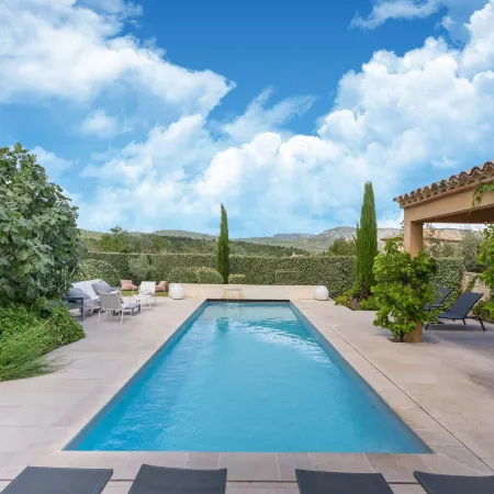 Villa in Malaucène with Mont Ventoux Views