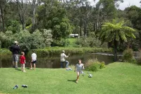 워버턴 홀리데이 파크 바르부르턴 호텔