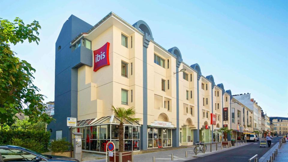 Ibis Pau Centre