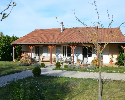 Bungalow in Lanzac with Panoramic Views Hotele w: Lanzac