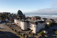 Hallmark Resort in Cannon Beach Hotels near Chapman Point