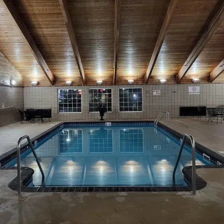 AmericInn by Wyndham McAlester