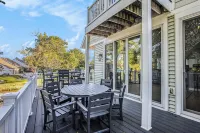 Beachfront Luxury Home-NEW Private Heated Pool, Lake View, Firepit, Game Room