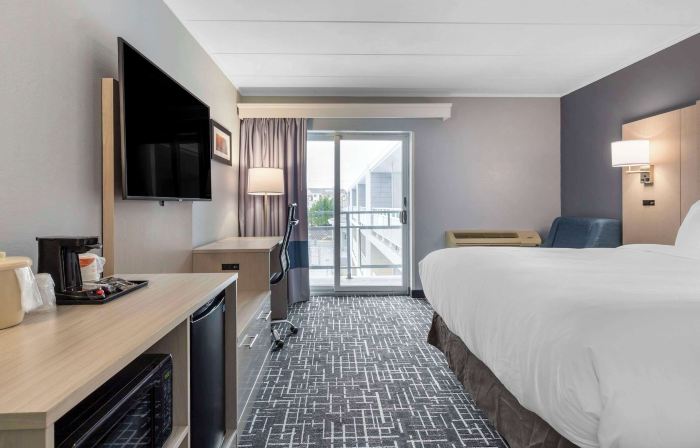 Comfort Inn Hyannis - Cape Cod