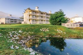 Holiday Inn Club Vacations Oak N' Spruce Resort