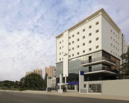 Holiday Inn Express Bengaluru Yeshwantpur Hotels in Bengaluru