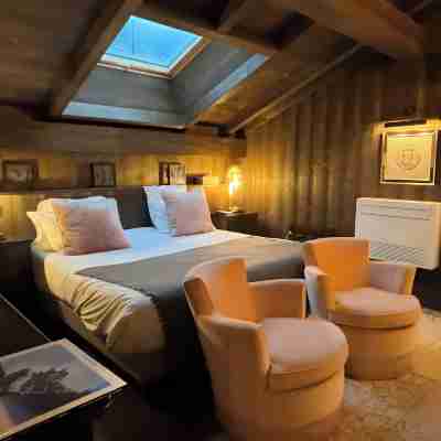 Chalet Hotel Le Castel Rooms