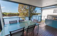 Tasman Holiday Parks - Jervis Bay Hotels in Woollamia