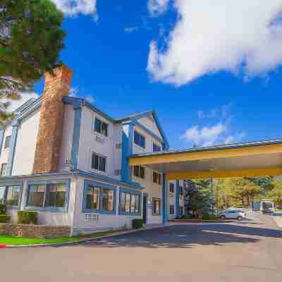 費拉格爾斯塔夫東戴斯套房酒店 Hotel Exterior