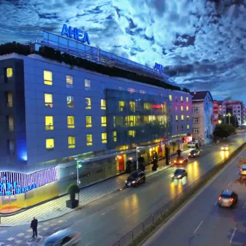 Hotel Anel Hotéis próximos à(ao) Western end of Yellow Brick Blvd (Center of Sofia)