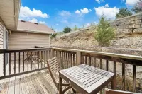 Urban Farmhouse - Refreshing Pool! - Homestays