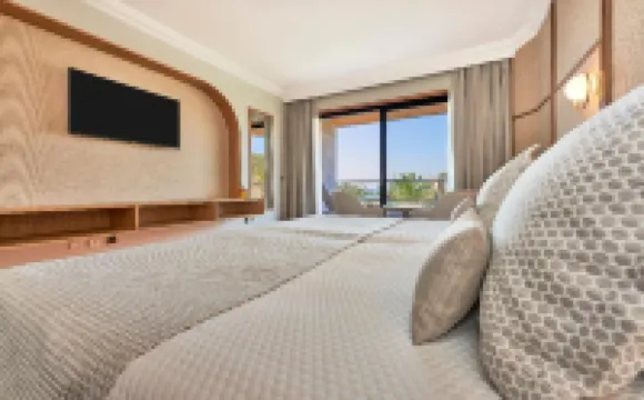 Hotel Serrano Palace