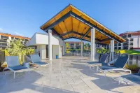 Pointe Santo B26: Sanibel Island Beach Condo with Gulf and Pool Views Các khách sạn ở Sanibel