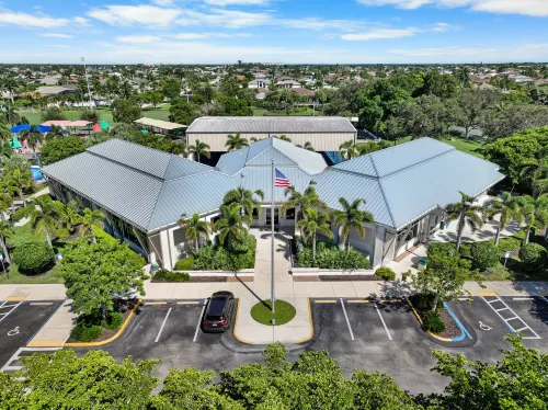 Spacious Balcony and Access to Docks - Charming Coastal Oasis