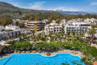 Corissia Beach Hotel - Pool