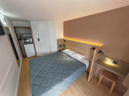 Premiere Classe Compiegne - Jaux