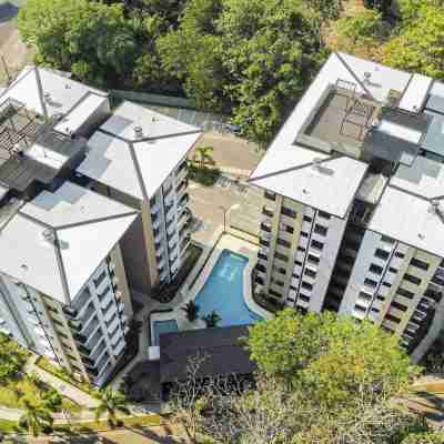 Heavenly View - 2 Bdrm Oceanview Apartment Hotel Exterior