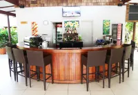 Tanoa Tusitala Hotel - Bar