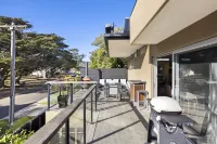 Spacious 3-bed Townhouse Near Dromana Beach