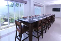 Holiday Inn Express MANZANILLO by IHG - Business