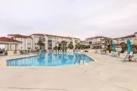 Villa Capriani Condo w/ Direct Beach Access! - Villas