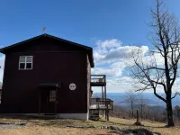 Relax at 3100 feet and enjoy the peace and tranquility Hotels in Greene County