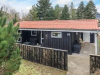 4 Star Holiday Home in Hals