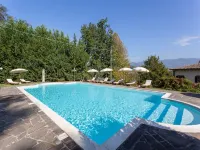 Villa in Mugello Hills with Private Pool - プール