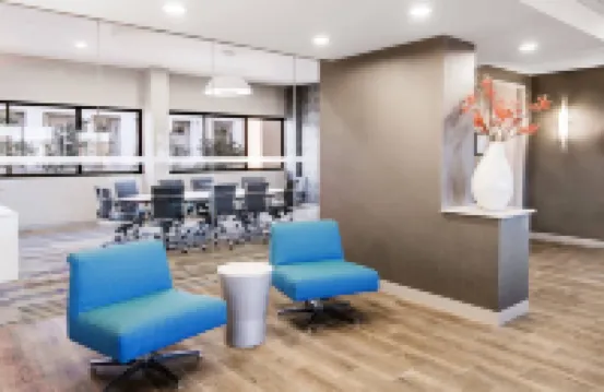 夏洛特上城萬楓酒店及套房 夏洛特酒店