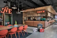 Moxy Bremen - 3-Star