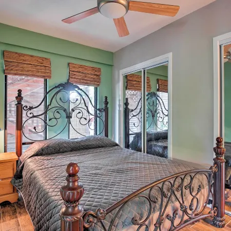 Walk to Turtle Beach from Kailua-Kona Apt!