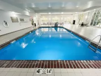 Holiday Inn PURDUE - FORT WAYNE by IHG - Pools