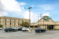 Quality Inn & Suites - Parkplatz