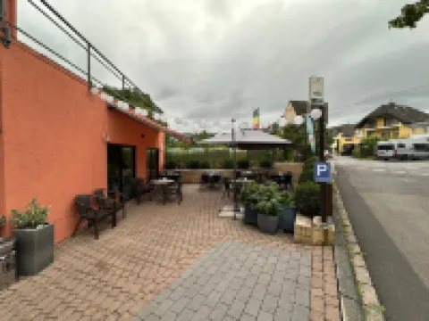 Gästehaus Mack - Mosel Rooms & Restaurant Hotels in Trittenheim