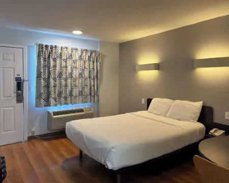 Motel 6 Simi Valley, CA Hotels in Simi Valley