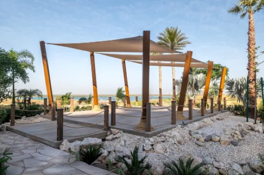 Yas Plaza Bay by IHG (formerly Park Inn by Radisson, Abu Dhabi Yas Island) In der Nähe des Hotels Photos