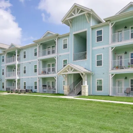 Landing Furnished Apartments - Rockport