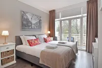 Park Central Short Stay - شرفة