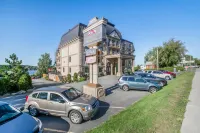 St Christophe Hotel & Spa, Ascend Hotel Collection - parking