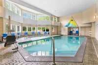 Comfort Inn Traverse City - Pools